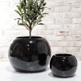 PDJCM16B MACETA BLACK GLOSS  PEQUEÑA RESINA